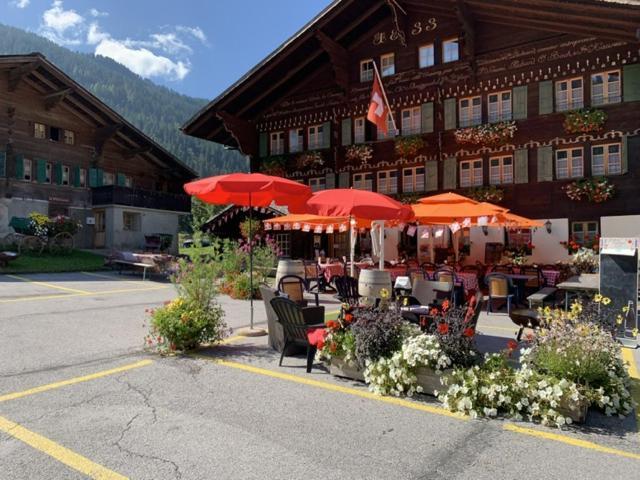 Auberge De L'Ours Vers L'Eglise Exteriör bild